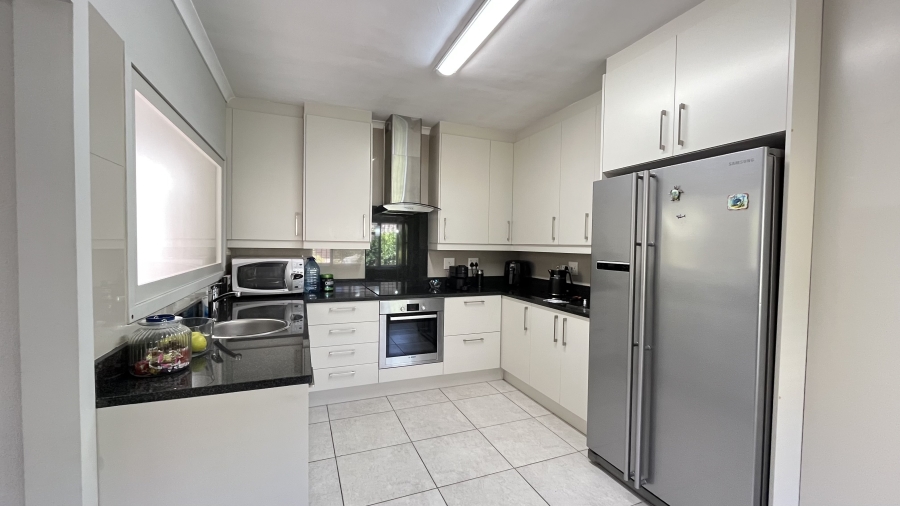 3 Bedroom Property for Sale in Glencairn Western Cape